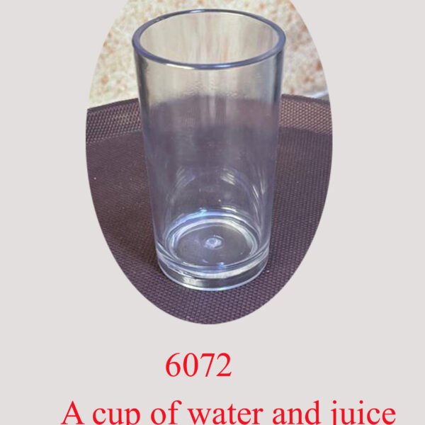 6072 A cup of water and juice