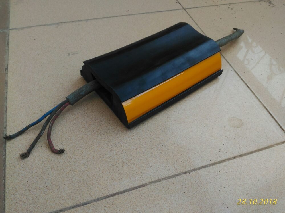 ⁦7020 cable cover⁩ - الصورة ⁦2⁩