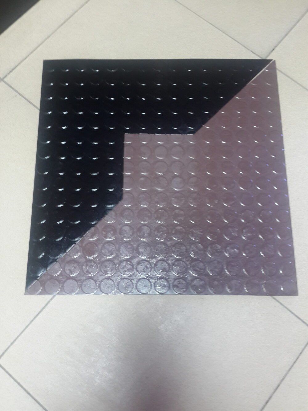 7013 Rubber flooring 50×50cm - Image 5